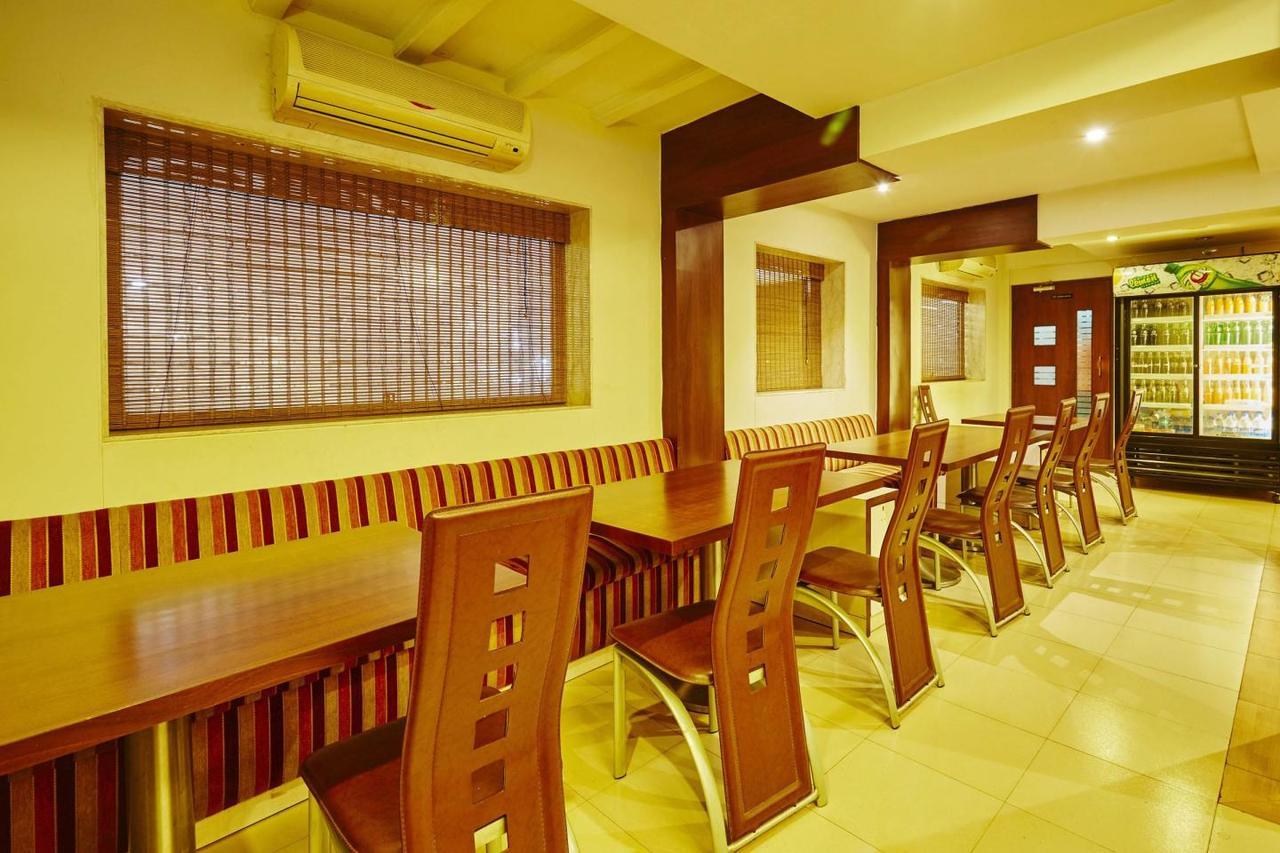 Hotel Crystal Mumbai Exterior photo